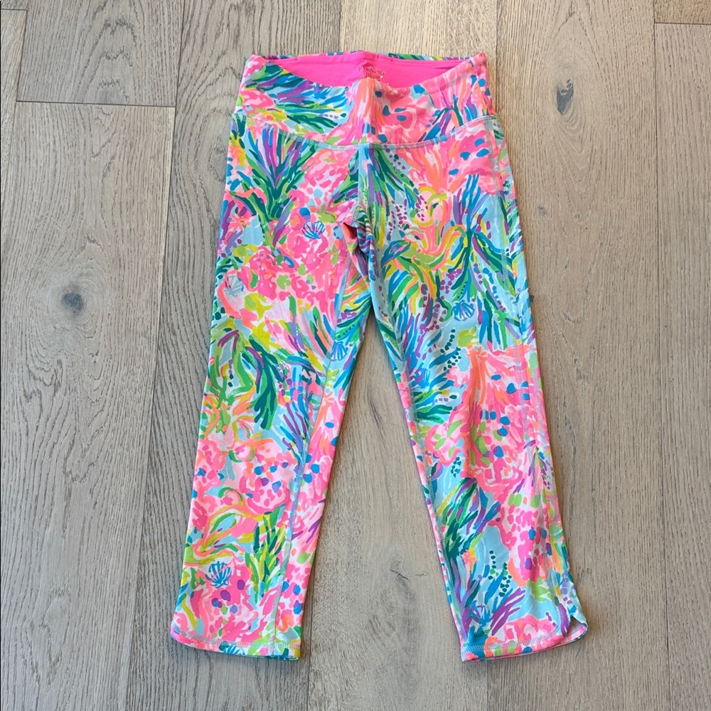 Lilly Pulitzer UPF 50+ Luxletic 21” Weekender Crop Leggings – Size XS